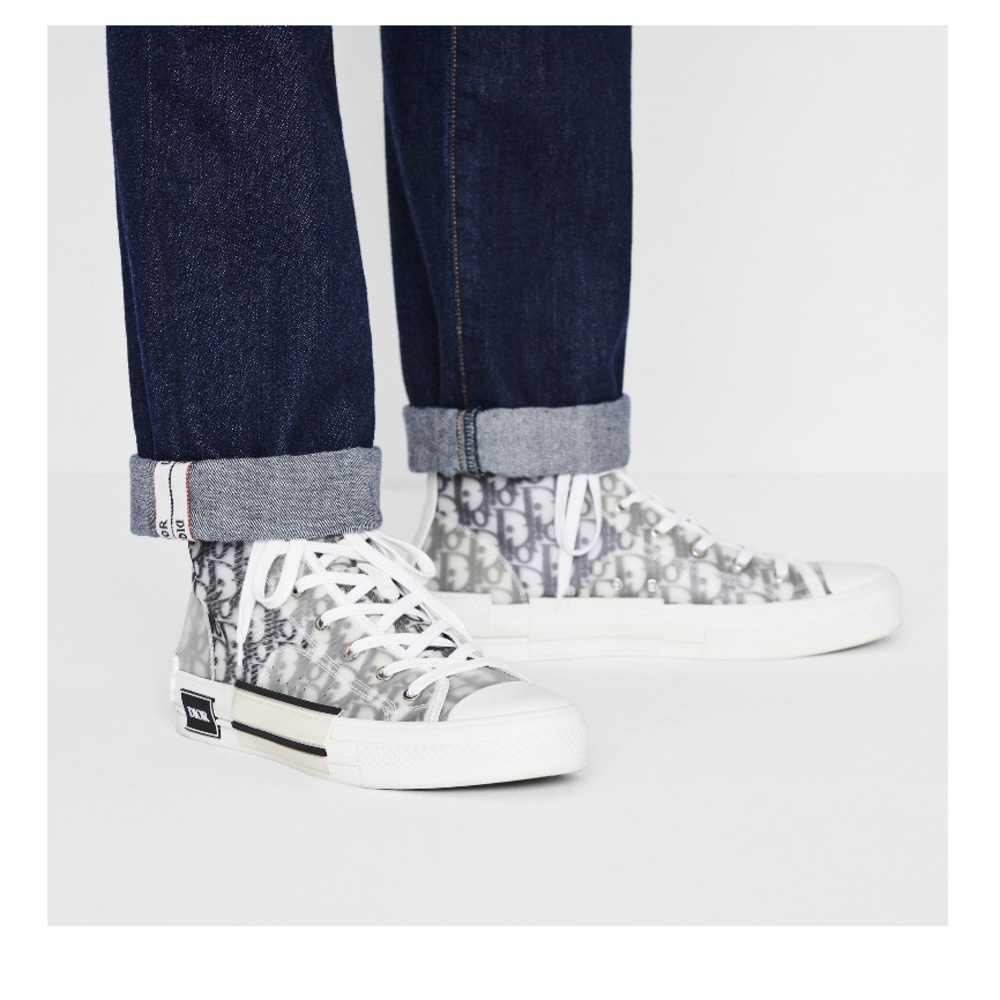 Cleaning out my closet ‼️